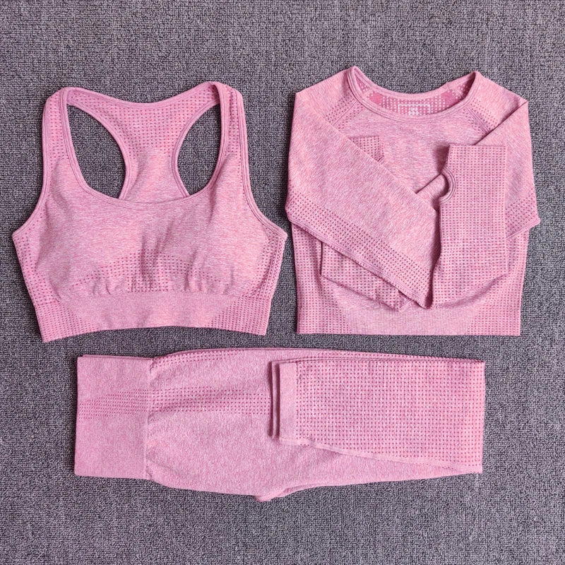 The Elevate 5-in-1 Seamless Sportswear System