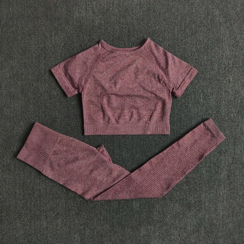 The Elevate 5-in-1 Seamless Sportswear System