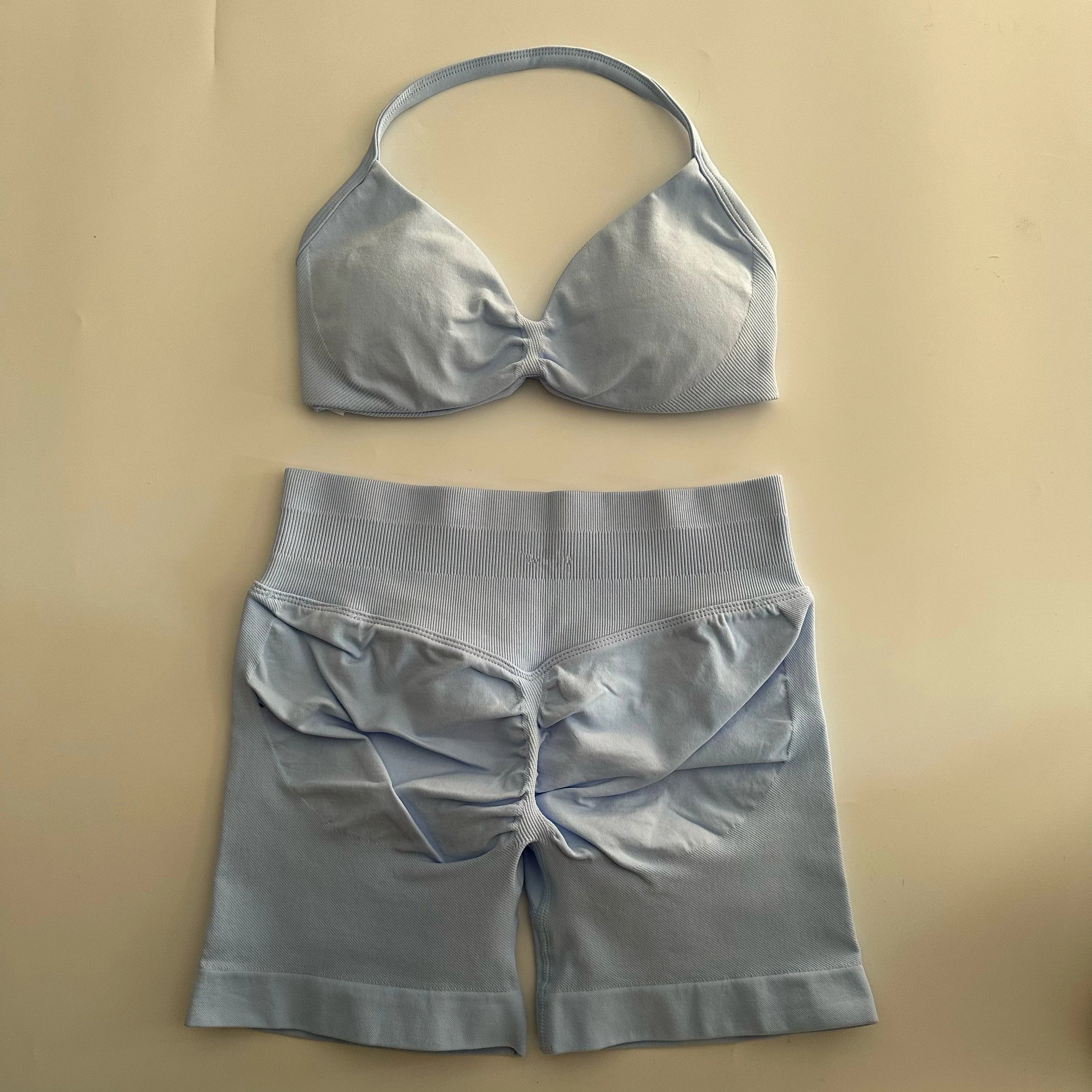 Pericic Seamless Scrunch Yoga Set