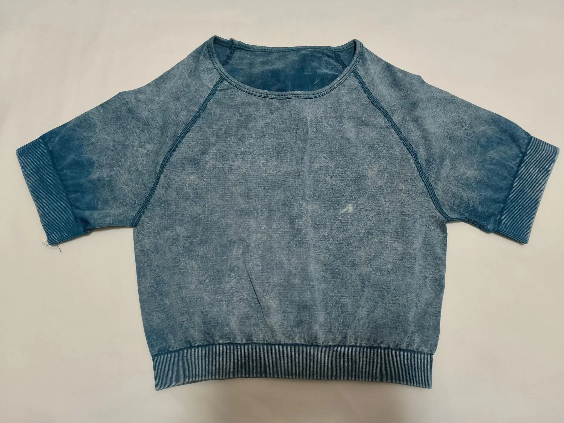 Sports High Waist Leggings Women V-back Waist Tights Stretchy Slim Yoga Fitness Set Seamless Short Sleeve Shorts and Pants Set