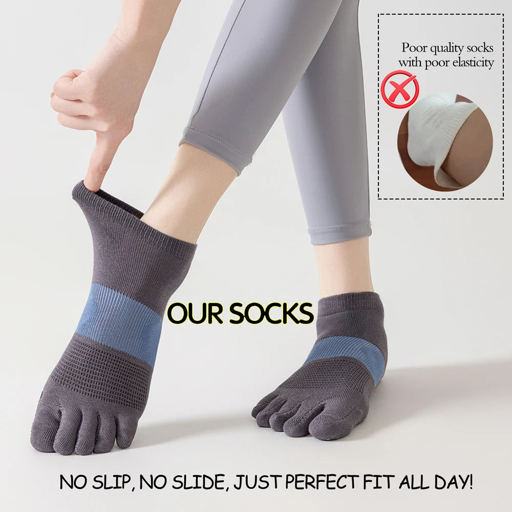 6 PAIRS Fashion Women's Split Toe Sport Socks Seamless Anti-Odor Ventilated Yoga Socks with Silicone Dots Colorful Stripe